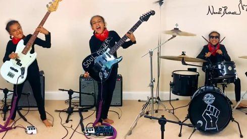 Nandi Bushell – Audioslave-Cover