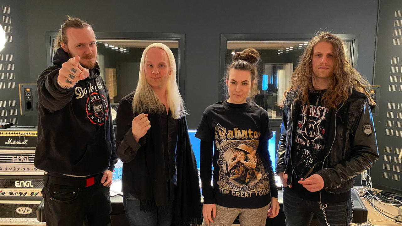 Amaranthe-Foto 2020-04-29 17 08 58