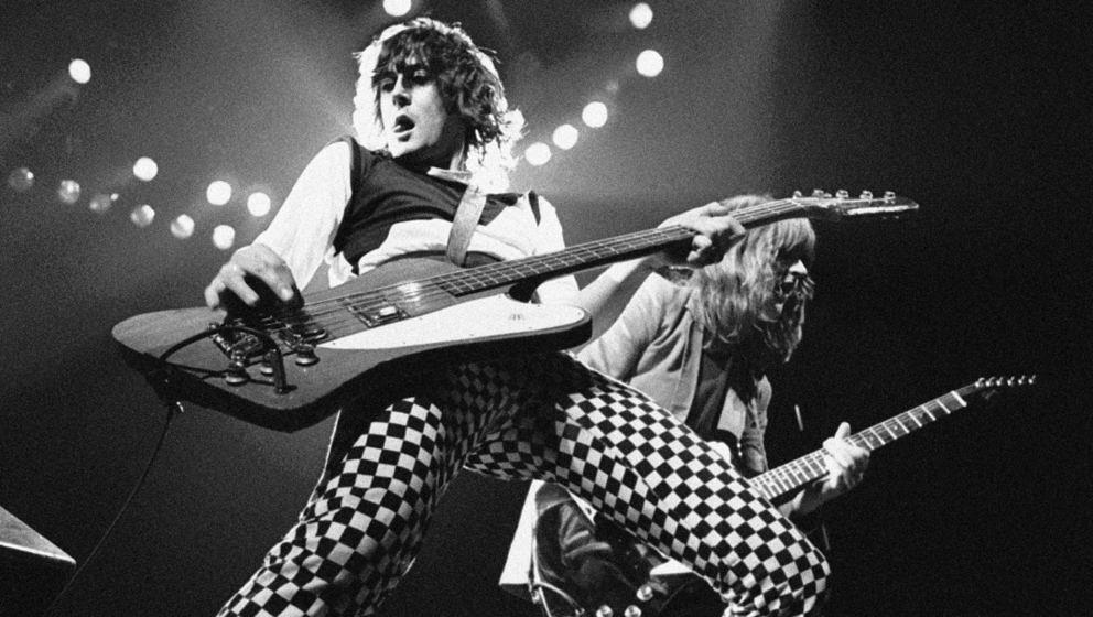 Ufo-Bassist Pete Way beim Auftritt 1980 in Oxford