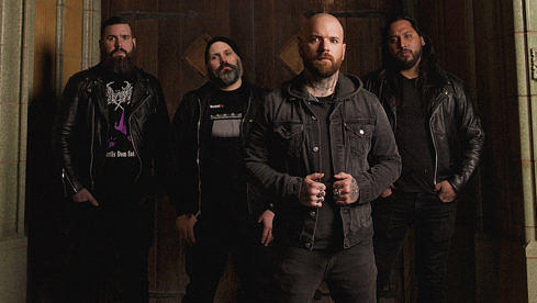 The Agony Scene: Bassist Jay White steht hier ganz rechts