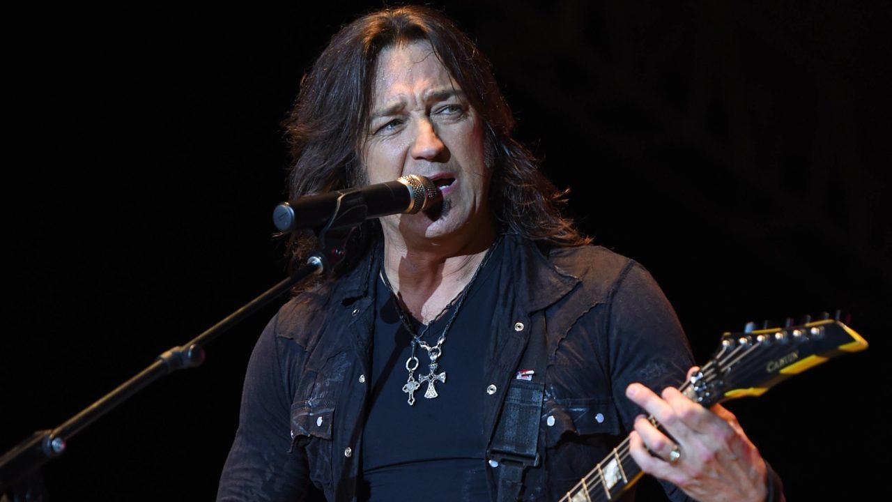 Michael Sweet von Stryper bei der Show im Magic City Casino am 17. April 2015 in Miami, Florida