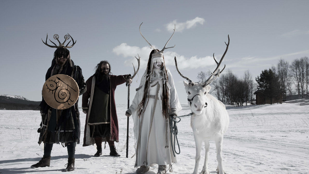 Heilung-03-2022-Andy_Julia-Small