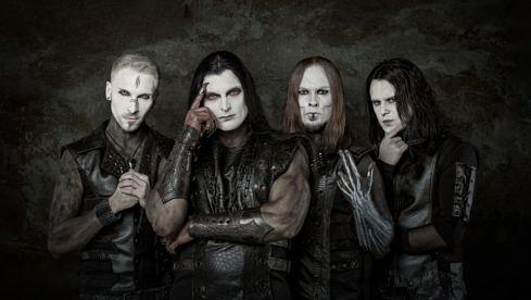 Nachtblut Promo 2020: AblaZ (l.) & Skoll (2.v.r.)