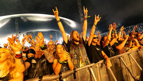 Alcatraz Festival 2021: Fans und Impressionen