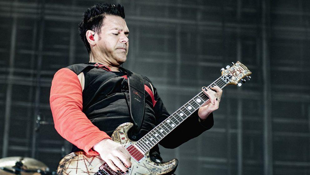 Richard Kruspe mit Rammstein beim Konzert am 27. Mai 2017 in dänischen Horsens