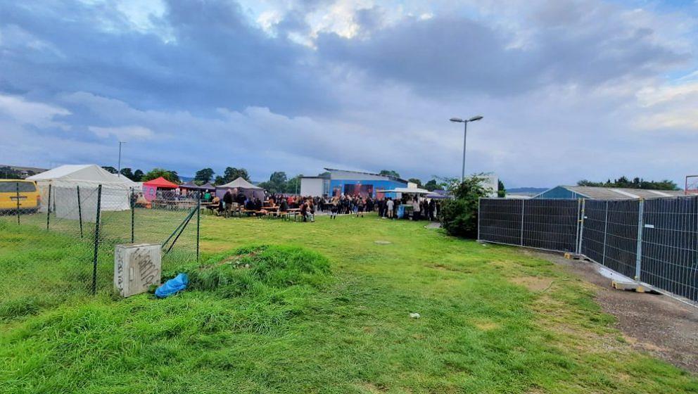 Zwei, drei Wolken unterwegs