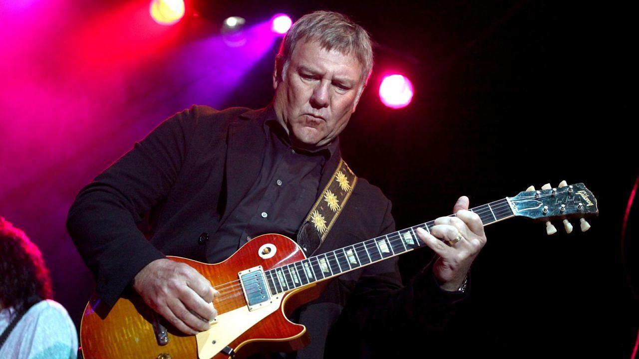 Rush-Gitarrist Alex Lifeson 2014 bei einem Auftritt im kalifornischen in Moorpark