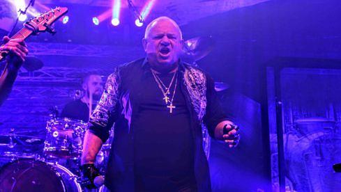 Udo Dirkschneider bei einer U.D.O.-Show am 10.12.2019 in Augsburg