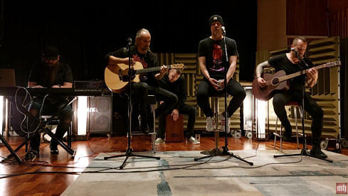 Omnium-Gatherum-Akustik