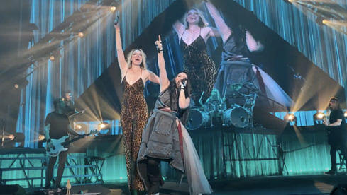 Lzzy Hale (Halestorm), Amy Lee (Evanescence)