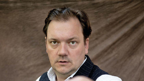 Huebner_Charly_2021H_01k_Peter Hartwig