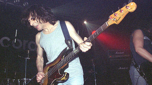 Burke Shelley mit Budgie im Concorde 2 in Brighton am 22. September 2006.