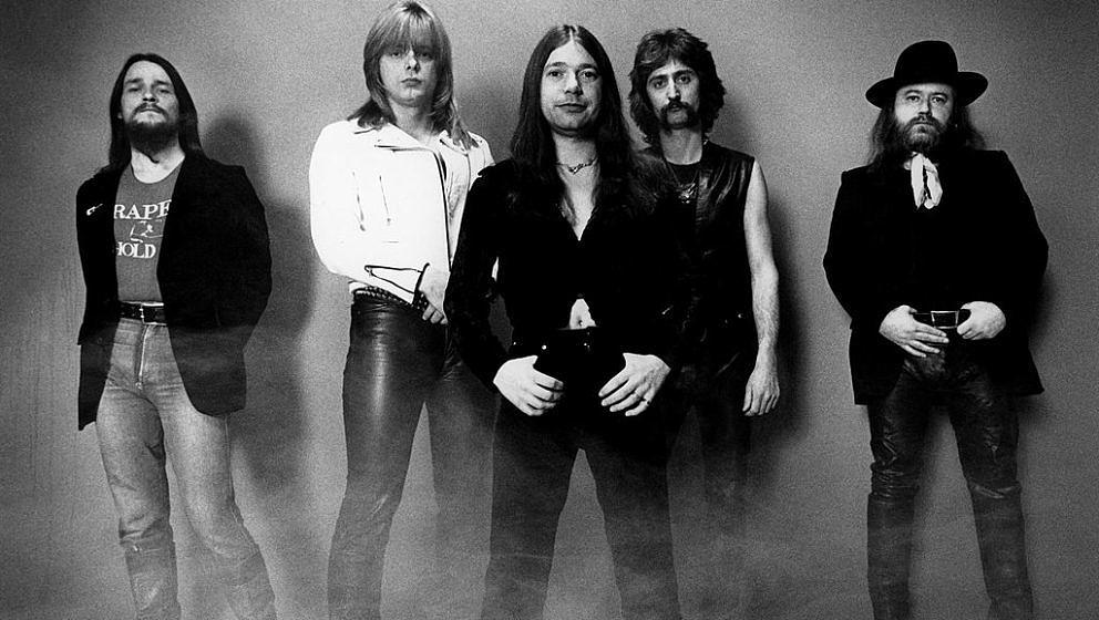 UNITED KINGDOM - FEBRUARY 01:  Photo of MAGNUM; Posed group portrait L-R Tony Clarkin, Mark Stanway, Bob Catley, Wally Lowe a