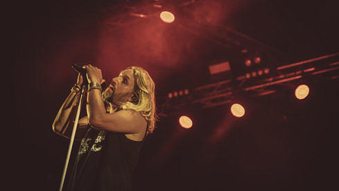 Tony Kakko mit Sonata Arctica am 29.7.2021 beim Down By The Laituri Festival in Turku, Finnland.