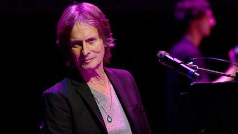 Brett Tuggle bei einem Benefizkonzert 2019 im kalifornischen Thousand Oaks