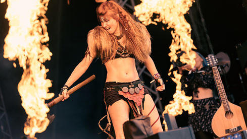 Feuerschwanz Mera Luna 2022