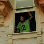 Für eine FSK12-Freigabe geht es in ‘Nope’ ordentlich zur Sachen. Das ist keine rote Wandfarbe aus dem Baumarkt.