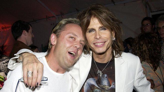 Ob Aerosmith-Frontmann Steven Tyler (r.) seine Meinung auch Metallica-Drummer Lars Ulrich ins Gesicht sagen würde?
