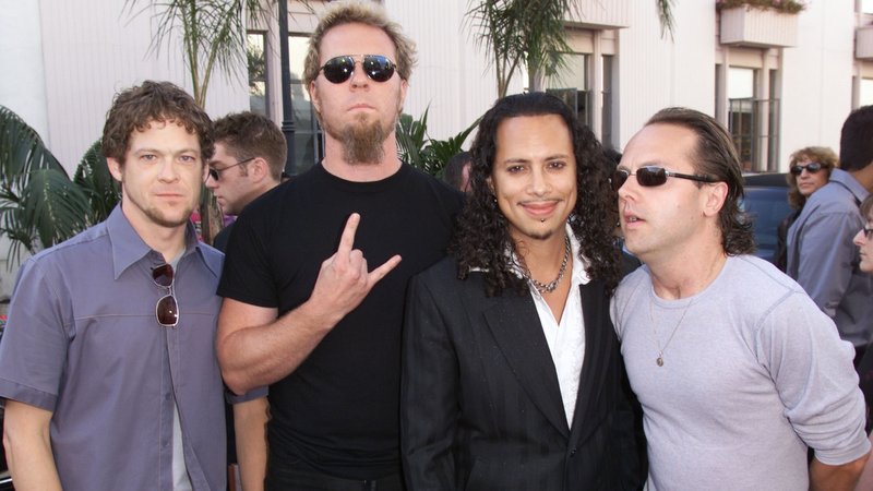 Jason Newsted, James Hetfield, Kirk Hammett, und Lars Ulrich (v.l.) von Metallica bei den MTV Movie Awards am 3. Juni 2000