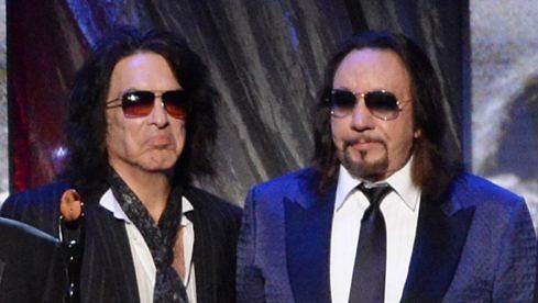 Paul Stanley und Ace Frehley bei der Aufnahme von Kiss in die Rock And Roll Hall Of Fame 2014 in New York City
