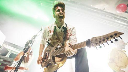 Dan Sugarman mit Ice Nine Kills 2020 in Madrid