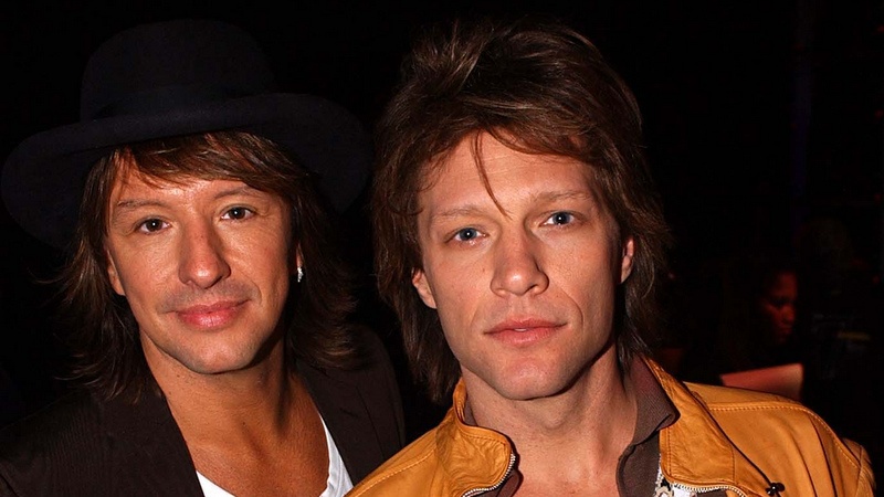 Richie Sambora und Jon Bon Jovi 2001 während den My VH1 Awards in Los Angeles