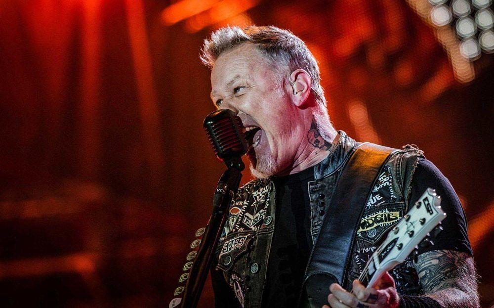 James Hetfield (Metallica) zeigt sein neues Tattoo mit Lemmys Asche