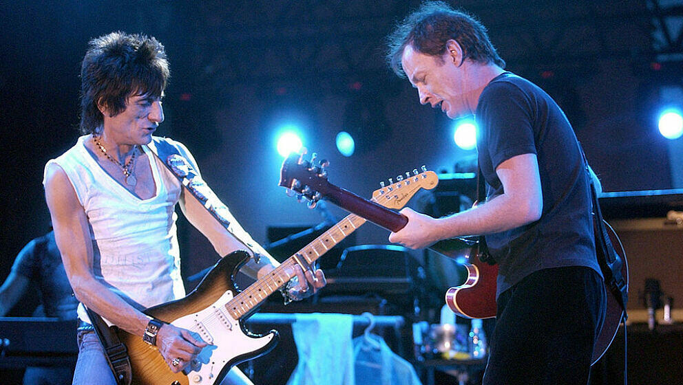 Ron Wood von The Rolling Stones und Angus Young von AC/DC, 30. Juli 2003, Downsview Park, Toronto, Kanada