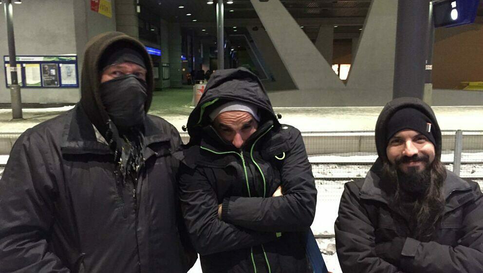 „Auch im Line-up mit Marcos, das müsste auf einer Welttournee am Bahnhof in Sankt Petersburg sein. Es war eiskalt – w...