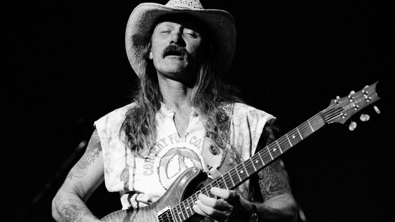 Dickey Betts mit The Allman Brothers Band bei einem Konzert ungefähr 1993 im Lakewood Amphitheater in Atlanta, Georgia