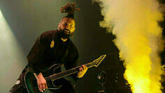 Zoltan Bathory beim Auftritt von Five Finger Death Punch in Las Vegas, Nevada, am 17. Dezember 2022.