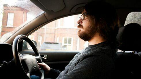 Laut einer Studie führt Metal im Auto offenbar zu schlechterem Fahrverhalten