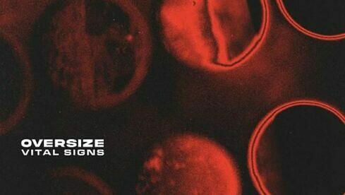 Oversize VITAL SIGNS