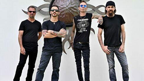 Godsmack — hier noch mit Tony Rombola (l.) und Shannon Larkin (2.v.r.)