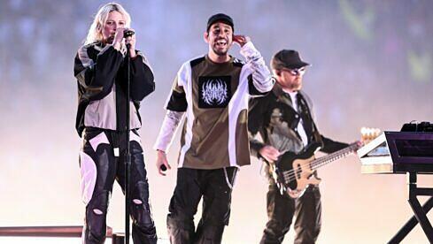 Linkin Park bei ihrer Live-Einlage vor dem UEFA Champions League-Finale am 31. Mai 2025