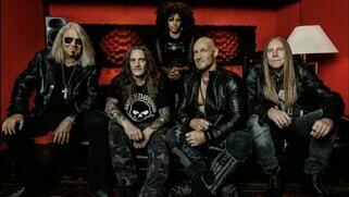 Primal Fear im Jahr 2025 (v.l.): Mat Sinner (Bass, Gesang), André Hilgers (Schlagzeug), Thalìa Bellazecca (Gitarre), Ralf Scheepers (Gesang), Magnus Karlsson (Gitarre)