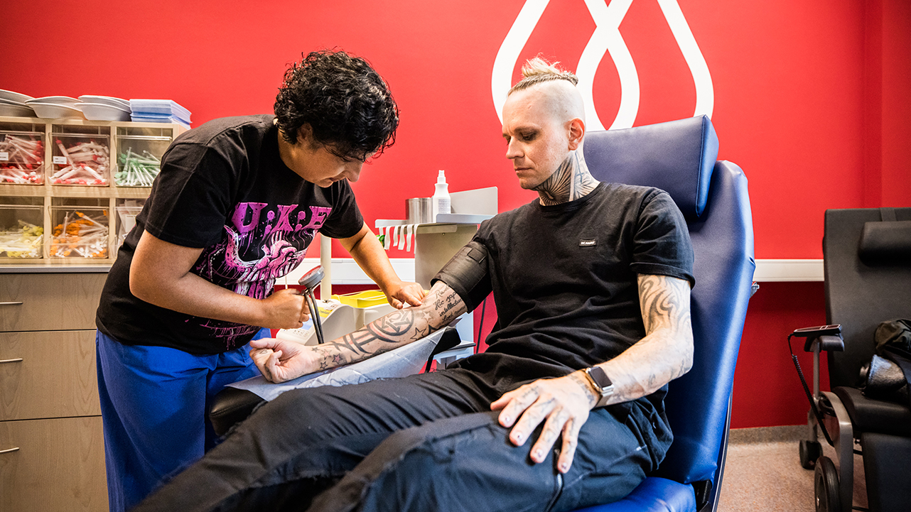 Pay-With-Your-Blood-UKE-Hamburg@vollvincent-6748