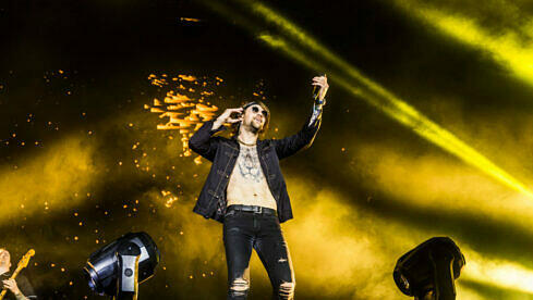 Beartooth, Caleb Shomo